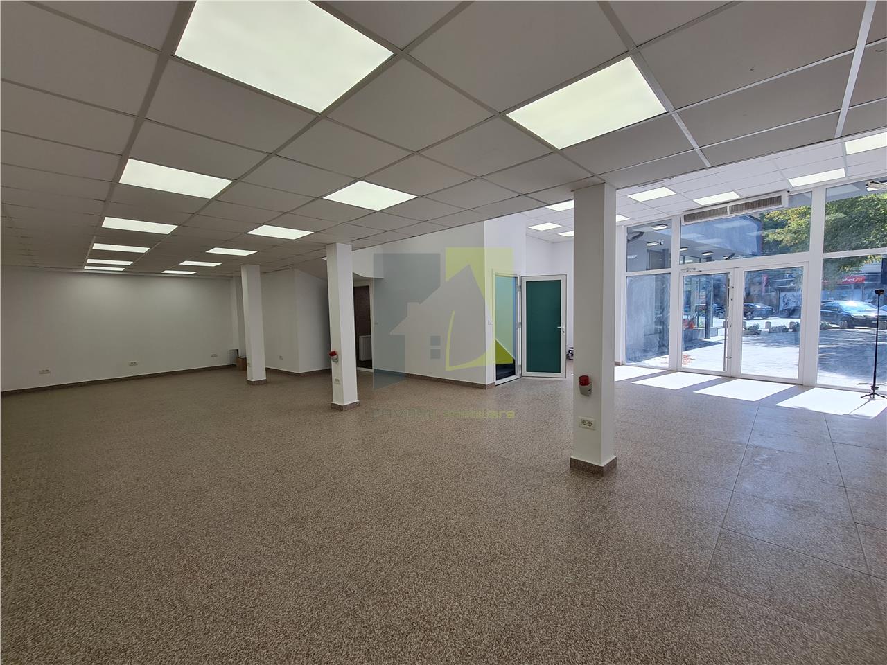 Spatiu comercial in 1 Mai - Pelendava / Kaufland