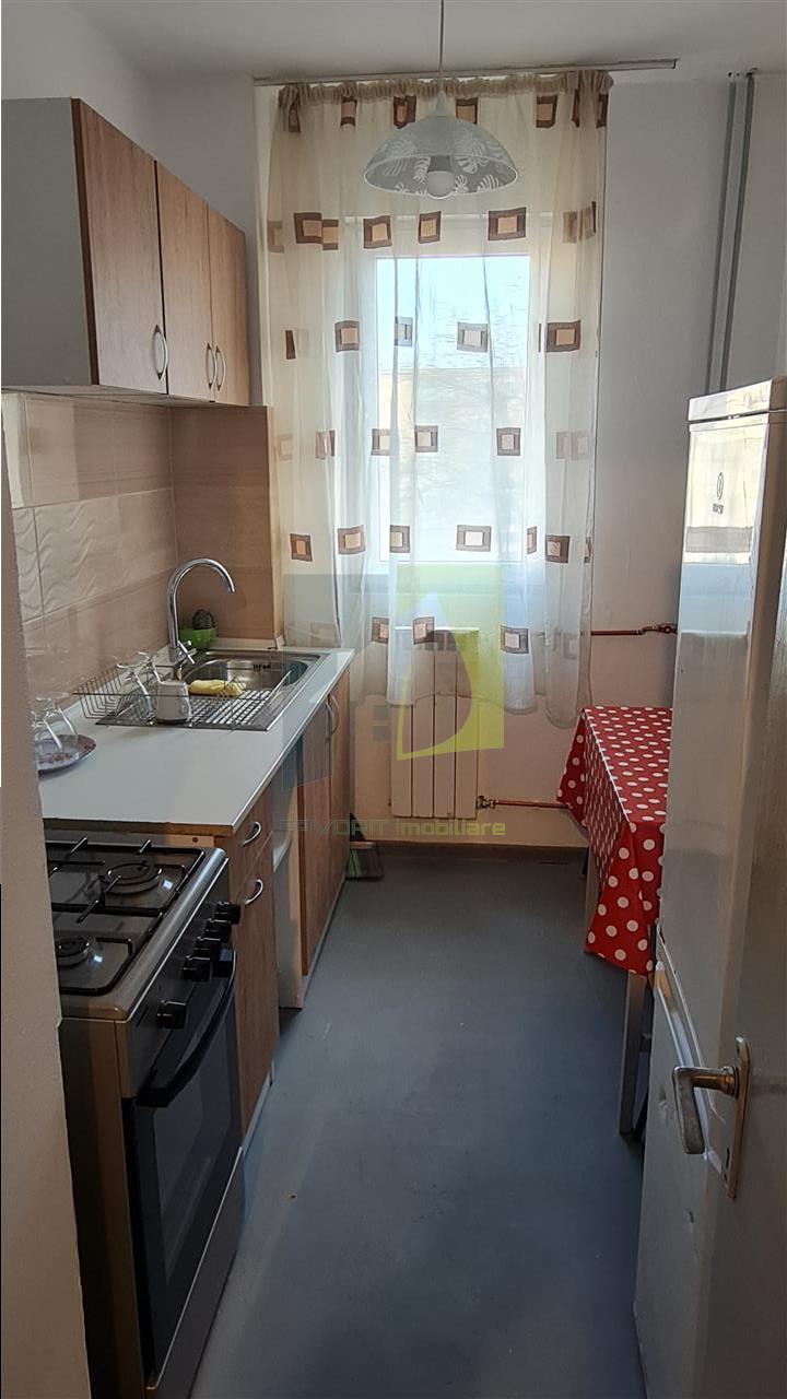 Apartament cu 2 camere in Craiovita - langa Scoala 30