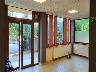 Spatiu comercial/birouri Craiovita Noua