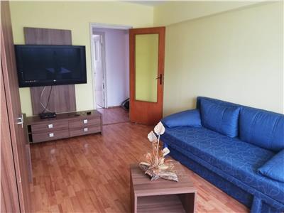 Apartament decomandat cu 3 camere in Rovine - Posta
