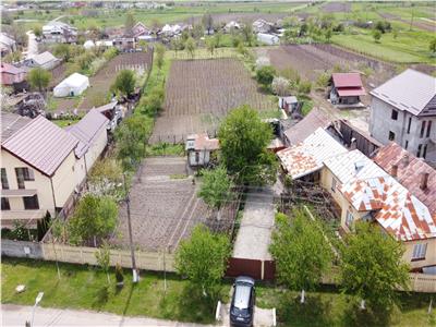 Teren si casa cu toate utilitatile in Pielesti