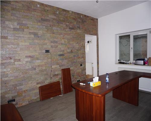 Casa in zona Gara - Piata Garii pretabila spatiu comercial